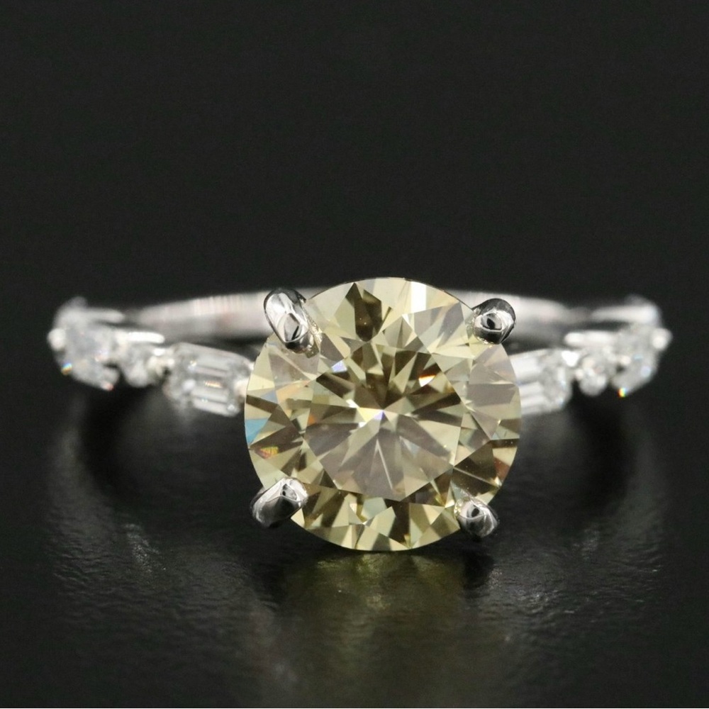 Platinum 4.22 CTW VS1 Diamond Ring with IGI Report